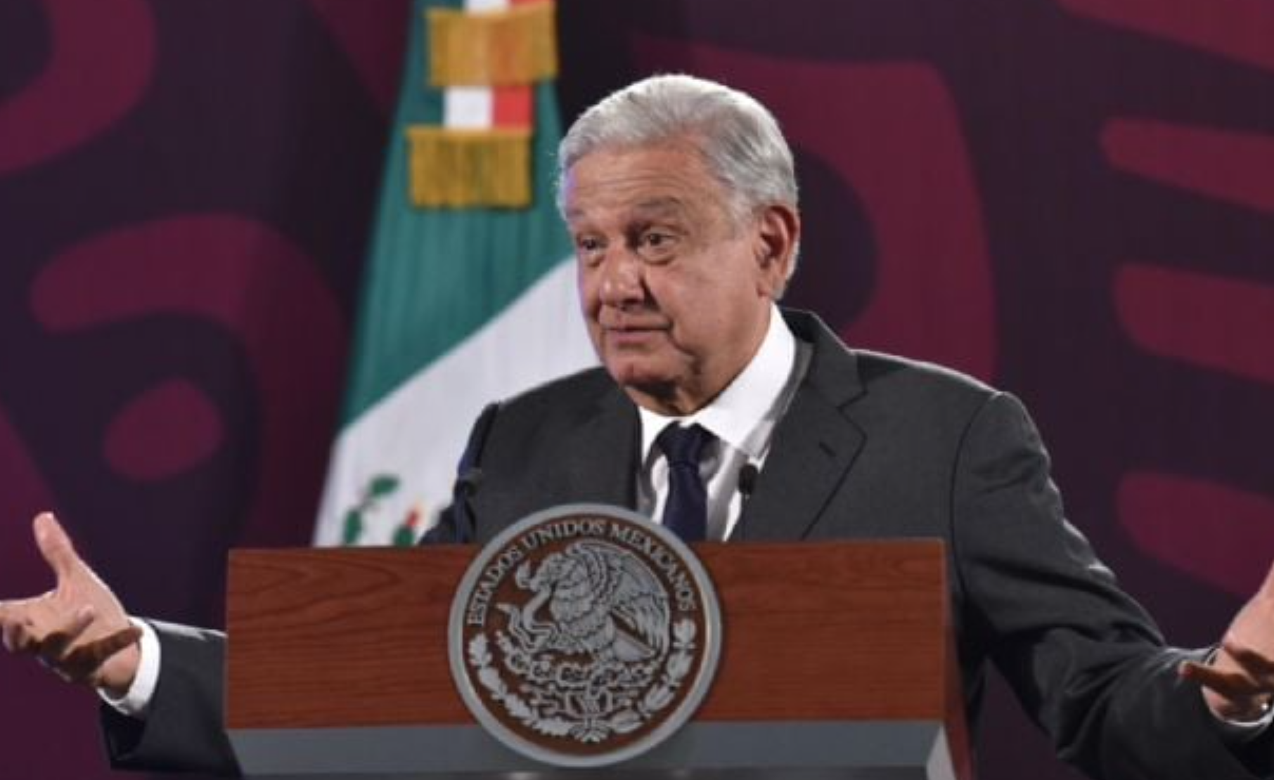 López Obrador admite que faltó más diálogo y atención con Notimex